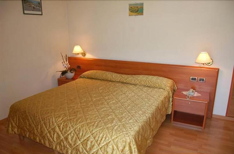 Hotel Sant'Ilario Rovereto  Luaran gambar