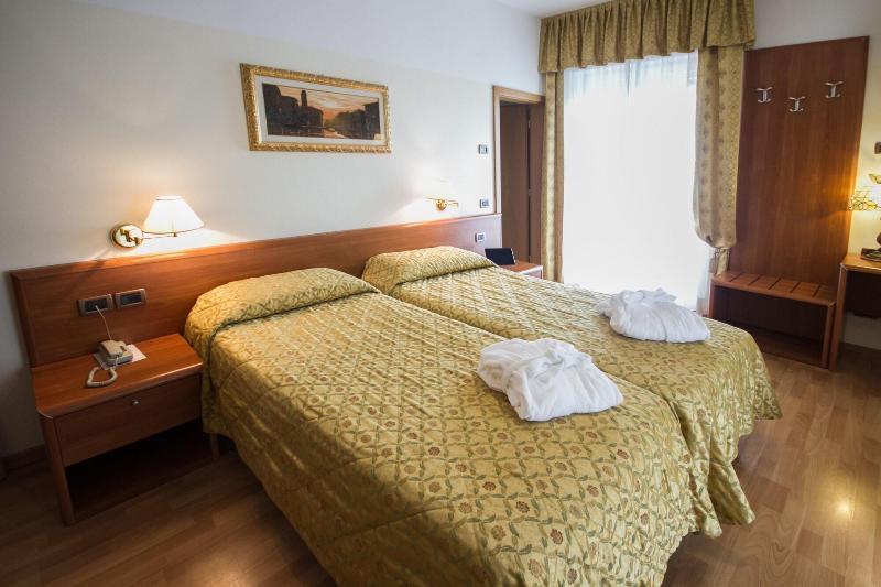 Hotel Sant'Ilario Rovereto  Luaran gambar